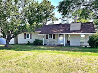 806 Fox St, Shallotte, NC 28470