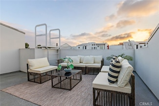 3306 Aria Ln, Los Angeles, CA 90034