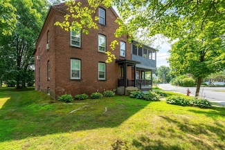 11 Stone Path Ln, Easthampton, MA 01027