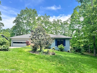 124 Canterbury Dr, Crossville, TN 38558