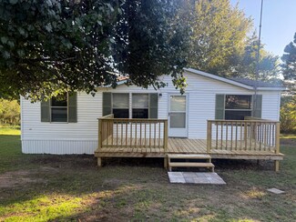 145 Tyler St, Thayer, MO 65791