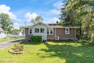 163 Beacon Ave, Cohoes, NY 12047