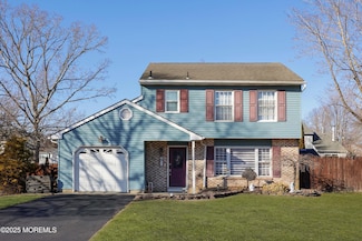 11 Tamarack St, Howell, NJ 07731