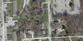 2121 Laverne Ave, Fort Wayne, IN 46805