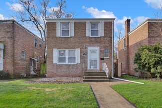 937 W 123rd St, Calumet Park, IL 60827