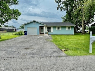 1002 Meadow Ln, Greencastle, IN 46135