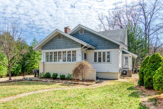 1426 4th St NW, Grand Rapids, MI 49504