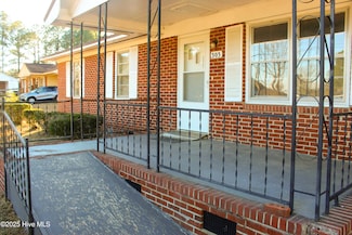 303 Strickland Dr, Princeville, NC 27886