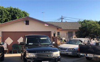 11718 Blythe St, North Hollywood, CA 91605