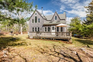 2 Pamela Way, Edgartown, MA 02539