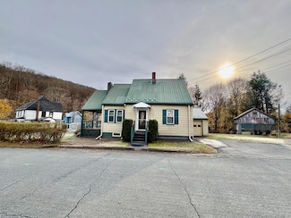 9 Academy St, Roscoe, NY 12776