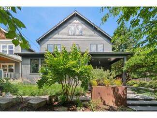 3419 SE Woodward St, Portland, OR 97202