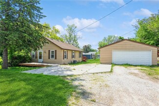 108 Philip St, Des Moines, IA 50315