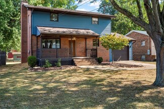 1403 9th St, Vienna, WV 26105