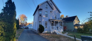 4 Stratton Place, Danbury, CT 06810