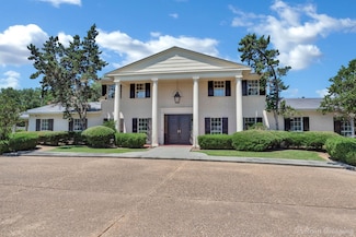 2409 Benton Rd, Bossier City, LA 71111