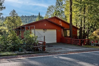 26095 Poppy Dr, Willits, CA 95490