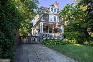 6845 Gorsten St, Philadelphia, PA 19119