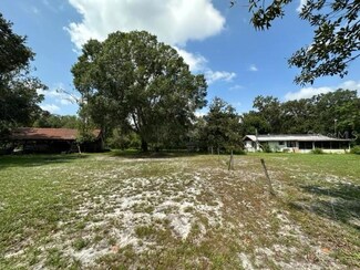 4524 Meadowview Dr, Lakeland, FL 33810