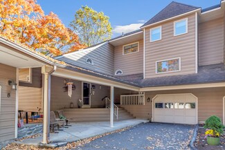9 Meeting House Ln, Shelton, CT 06484