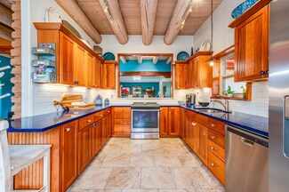 21 Chusco Rd, Santa Fe, NM 87508