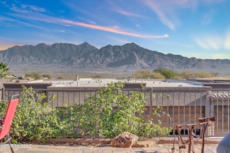 5835 Waynes Way, Green Valley, AZ 85622