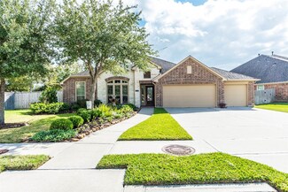 705 Cumberland Ridge Ln, League City, TX 77573
