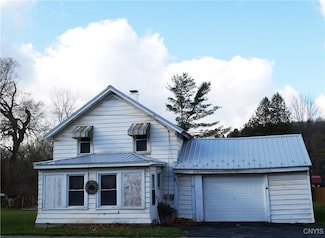 133 Madison St, Waterville, NY 13480