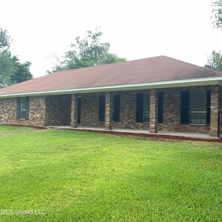103 Park Cir, Jackson, MS 39212
