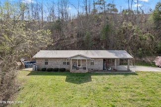 1348 Upper Middle Creek Rd, Sevierville, TN 37876