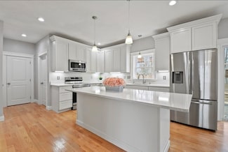 502 Pine St, Leicester, MA 01524