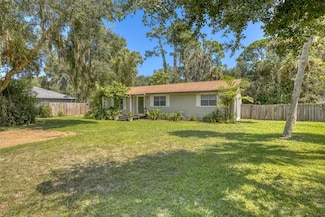 923 S Myrtle Ave, New Smyrna Beach, FL 32168