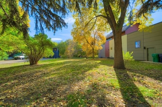 220 N Broadway Ave, Bozeman, MT 59715