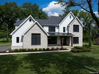 1231 Fox Chase Rd, Bloomfield Hills, MI 48301