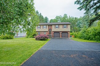 320 3rd Ave Extension, Rensselaer, NY 12144