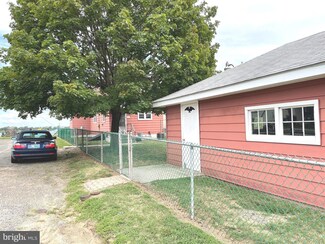 50 Riverfront Ave, Paulsboro, NJ 08066