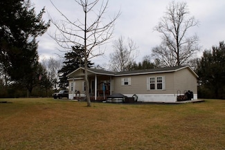 741 Beach Rd, Columbia, MS 39429