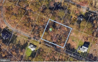 11332 and 11336 Crescent Dr, George Mason, VA 22030
