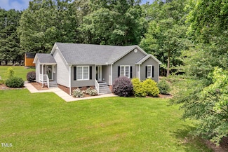 133 Creekstone Dr, Benson, NC 27504