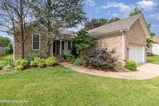 2716 Antone Pkwy, Louisville, KY 40220