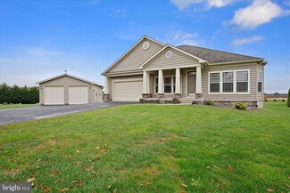 2 Blackborne Dr, Elkton, MD 21921