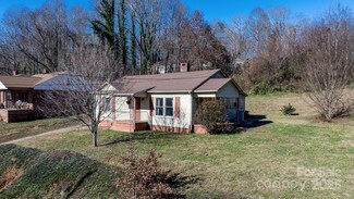1606 Poplar St NW, Lenoir, NC 28645