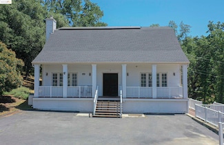 20720 Longview St, Groveland, CA 95321