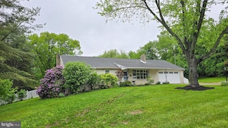 10092 Mount Zion Rd, Glen Rock, PA 17327