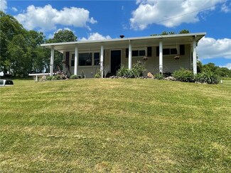 7109 Crowder Rd SW Unit 12, Sherrodsville, OH 44675