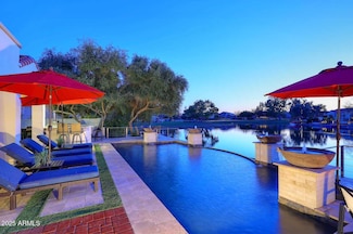 3370 S Ivy Way, Chandler, AZ 85248
