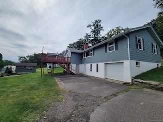 114 Wildwood Rd, Colchester, CT 06415