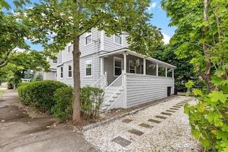 126 Samoset Ave, Hull, MA 02045