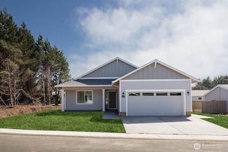 105 E D St, Rainier, OR 97048