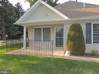 38 Avenrowe Ct Unit 15, Fairless Hills, PA 19030